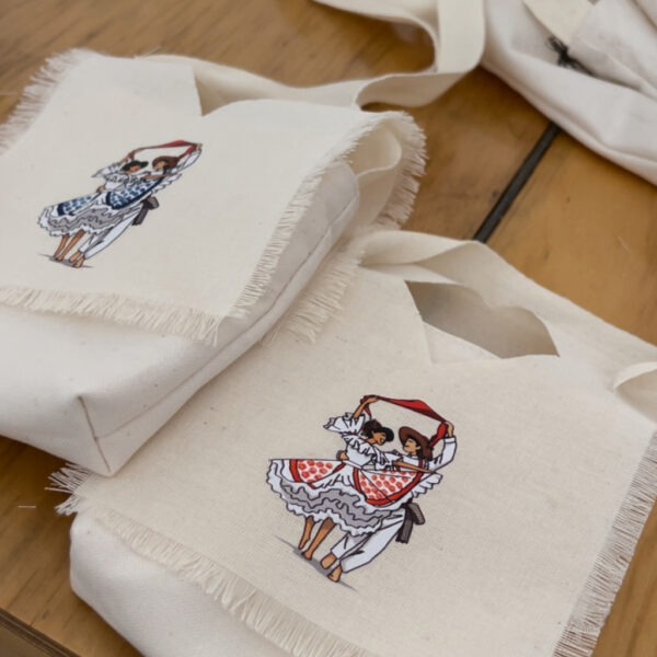 san-pedro-en-el-huila-aguardientera-poncho-DTF